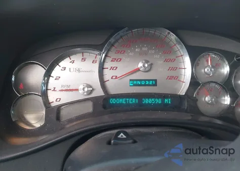 2003 Chevrolet Avalanche 1500 из США, поврежденный, VIN 3GNEC13T13G309461